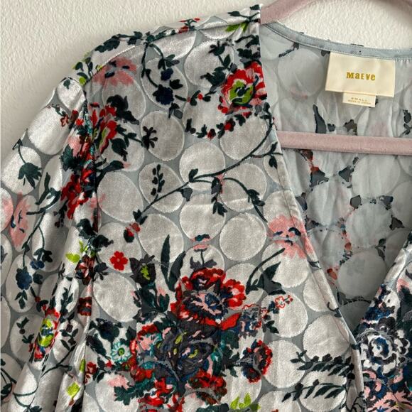 Maeve Multicolored Velvet Detail Umi Floral Wrap Blouse Small - Picture 5 of 11